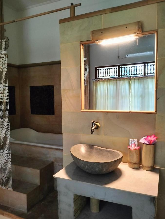 Kaia Lovina Guest House Junior Suite Exterior foto
